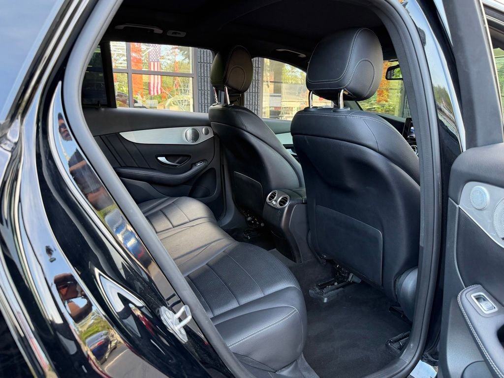 Used 2019 Mercedes-Benz GLC 300 4MATIC image 37