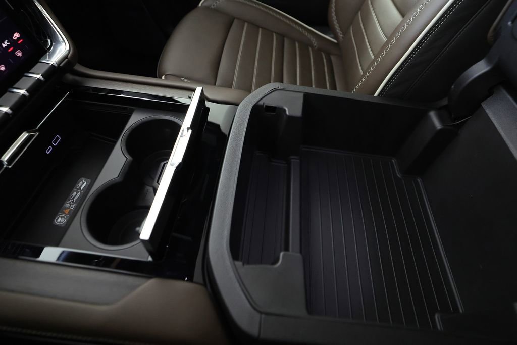 Used 2026 GMC Yukon Denali Ultimate image 44