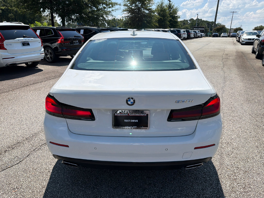 Used 2021 BMW 530i w/ Premium Package RWD image 6