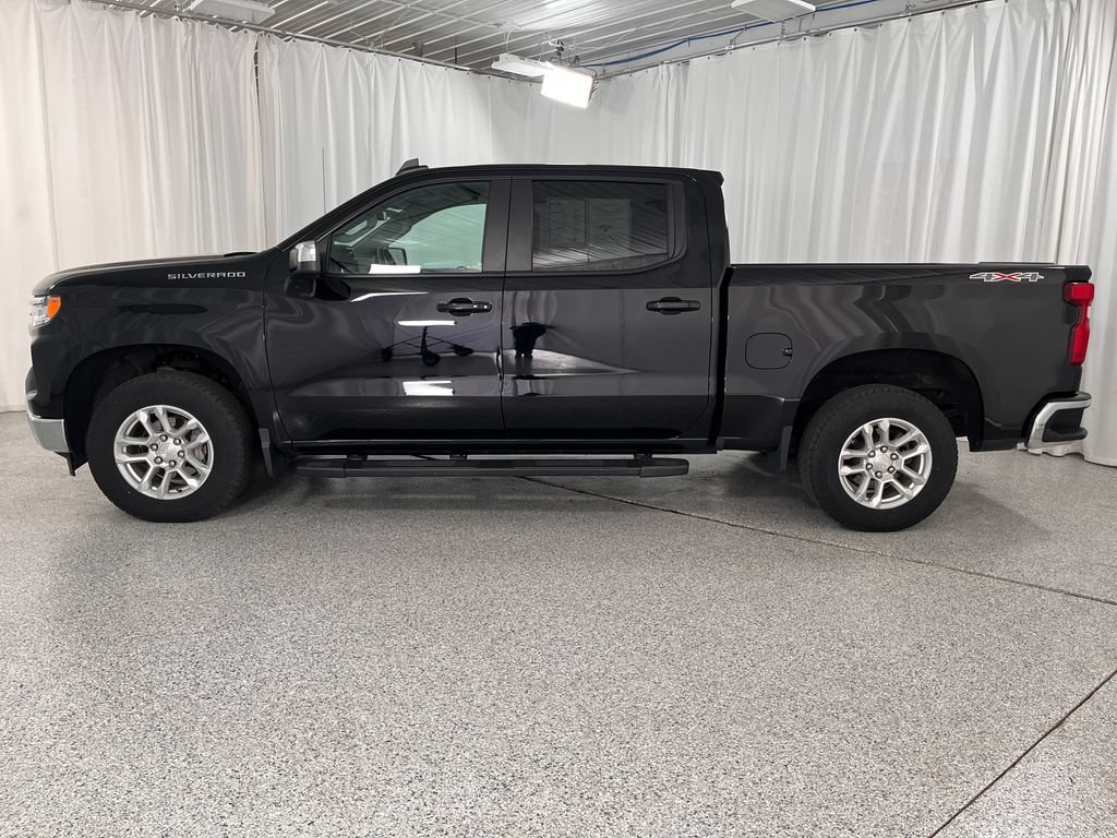 Used 2024 Chevrolet Silverado 1500 LT w/ Protection Package AWD/4WD image 7