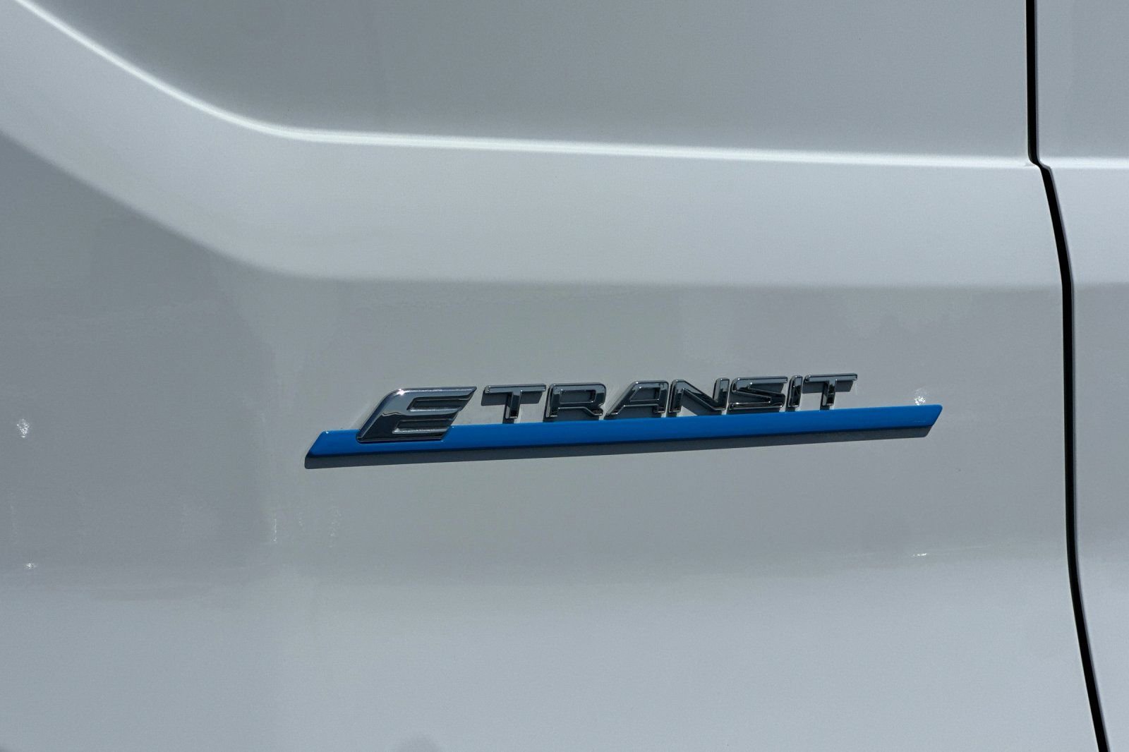 New 2025 Ford E-Transit 148 Medium Roof w/ Load Area Protection Package image 26