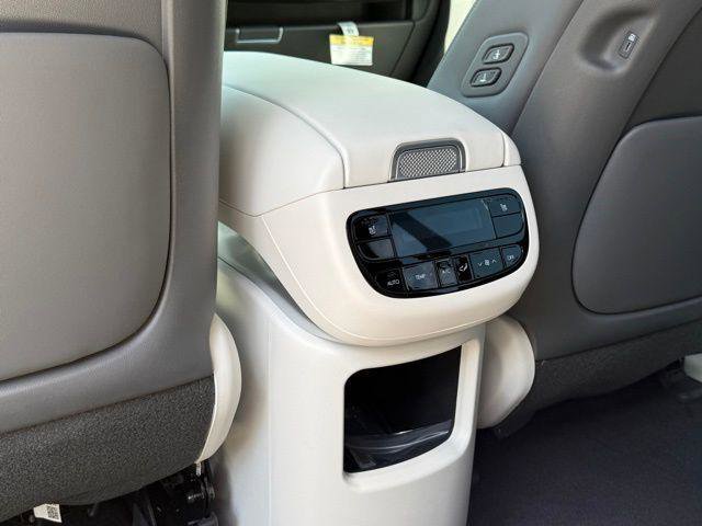 New 2026 Hyundai Ioniq 9 SEL image 27