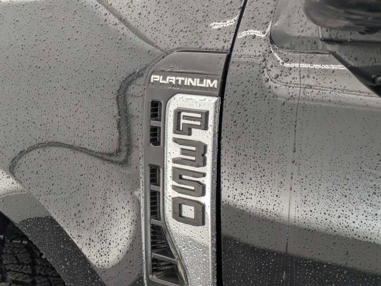 Used 2023 Ford F350 Platinum w/ Tremor Off-Road Package AWD/4WD image 11