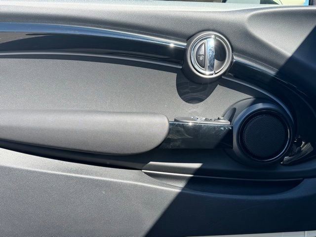 Used 2022 MINI Cooper S image 14