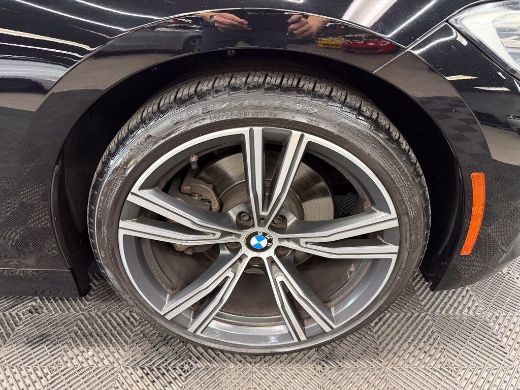 Used 2021 BMW 330i Sedan w/ Convenience Package RWD image 18