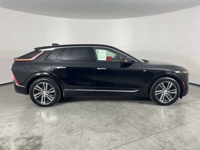Used 2023 Cadillac Lyriq 2WD image 9
