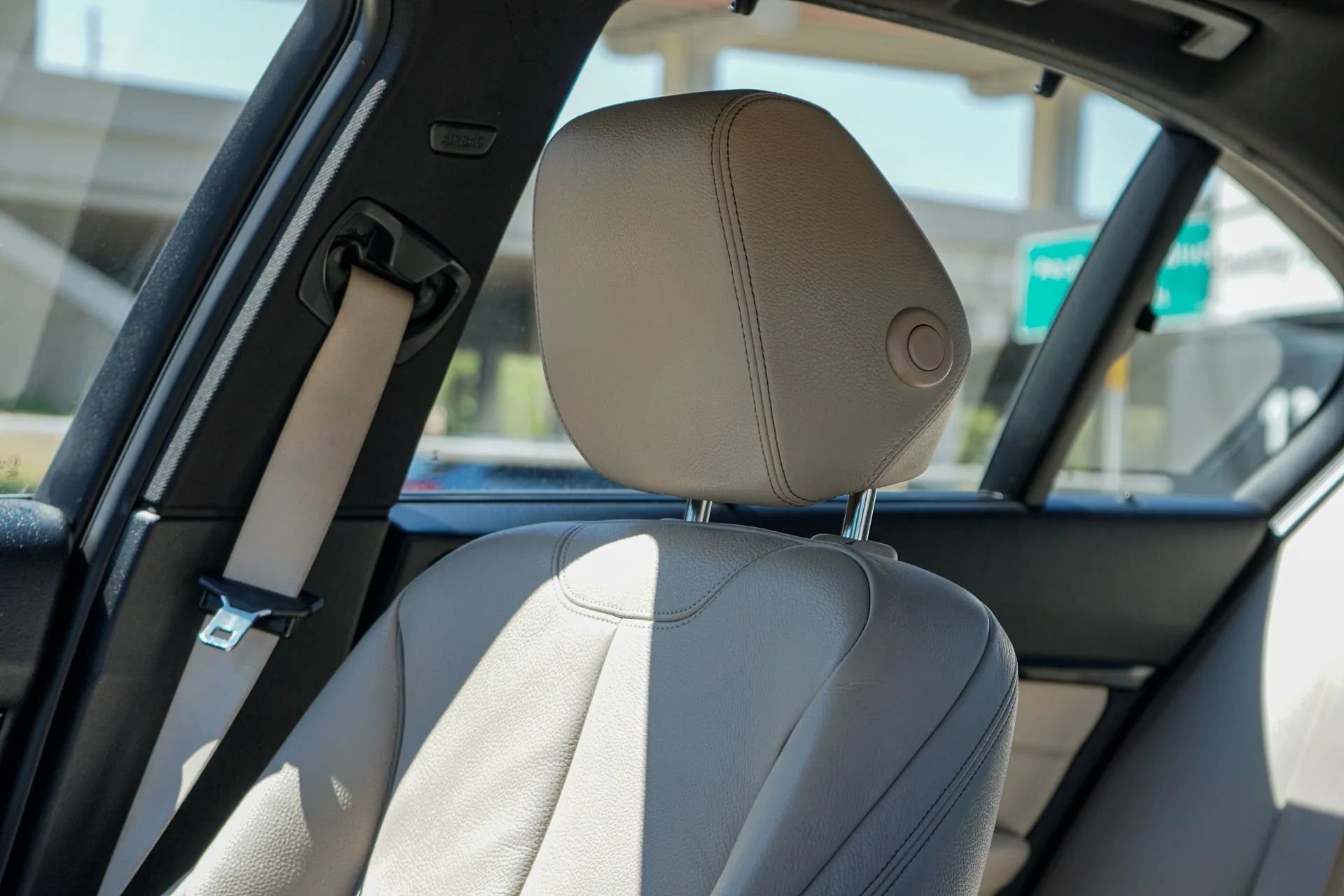 Used 2017 BMW 330e image 16