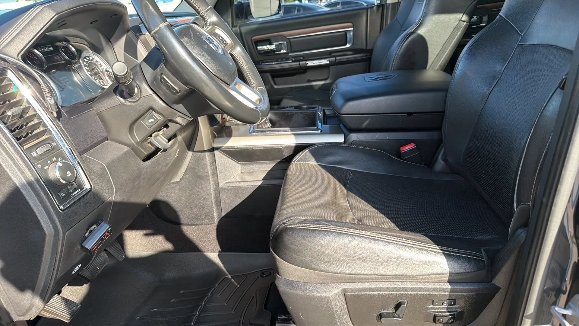 Used 2013 RAM 3500 Laramie AWD/4WD image 87