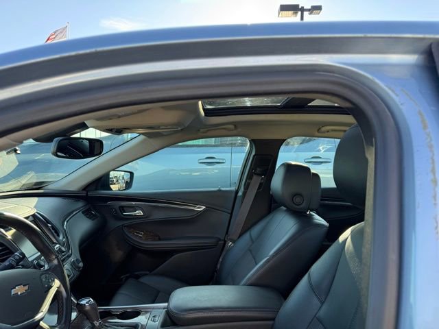 Used 2014 Chevrolet Impala LT w/ Convenience Package image 4