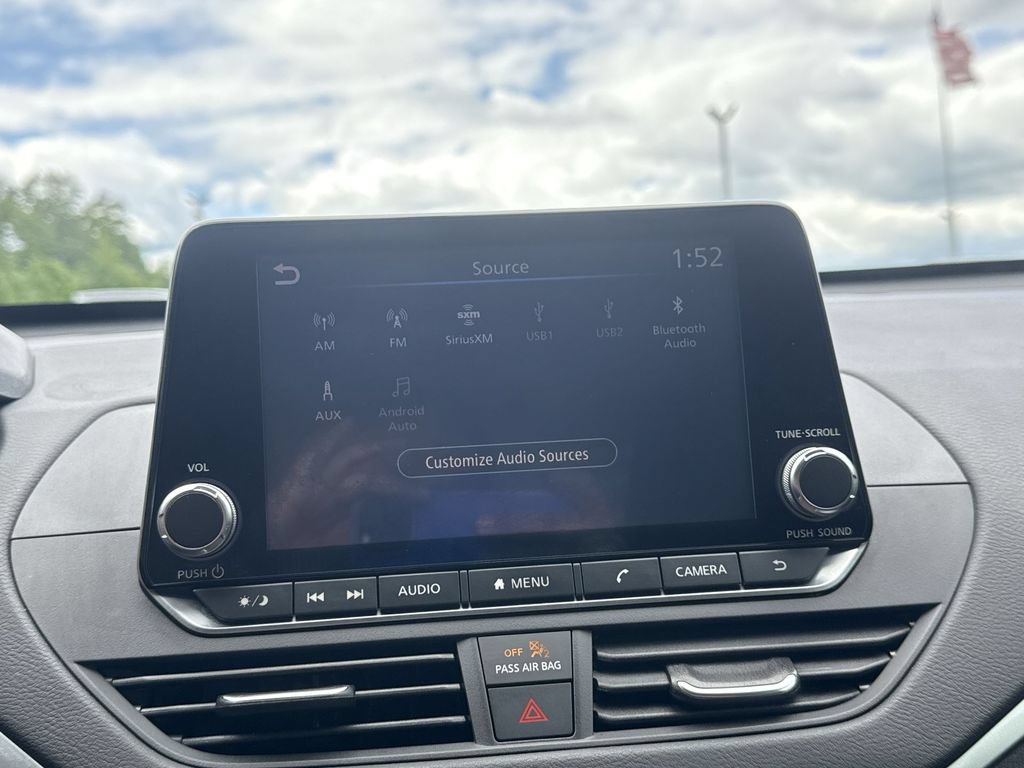 Used 2020 Nissan Altima 2.5 S FWD image 19
