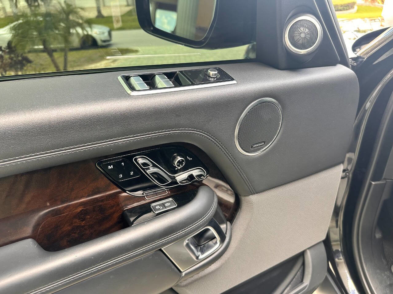 Used 2019 Land Rover Range Rover Long Wheelbase Supercharged image 50