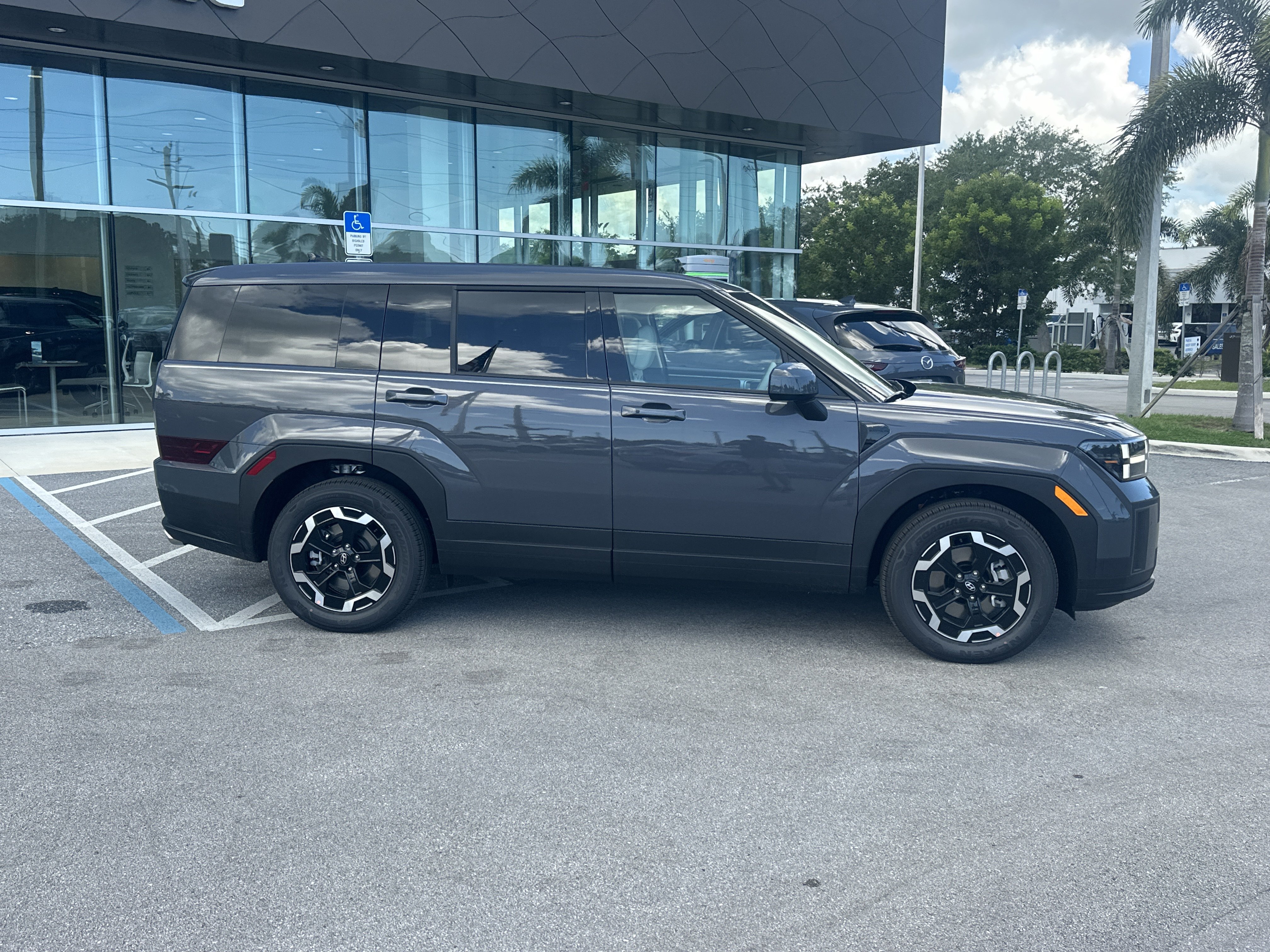 New 2027 Hyundai Santa Fe SE FWD image 5