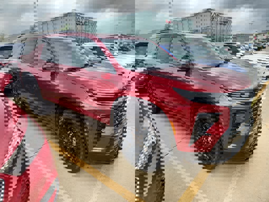 Used 2024 Chevrolet Traverse RS image 4