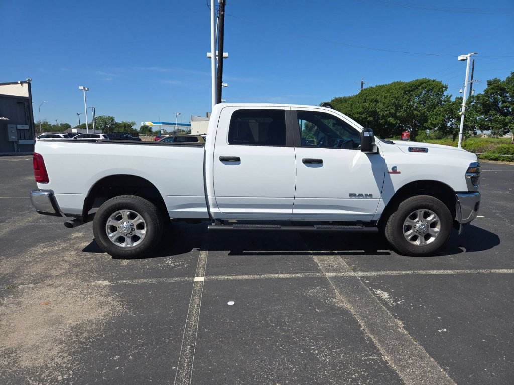 Used 2025 RAM 2500 Laramie AWD/4WD image 6