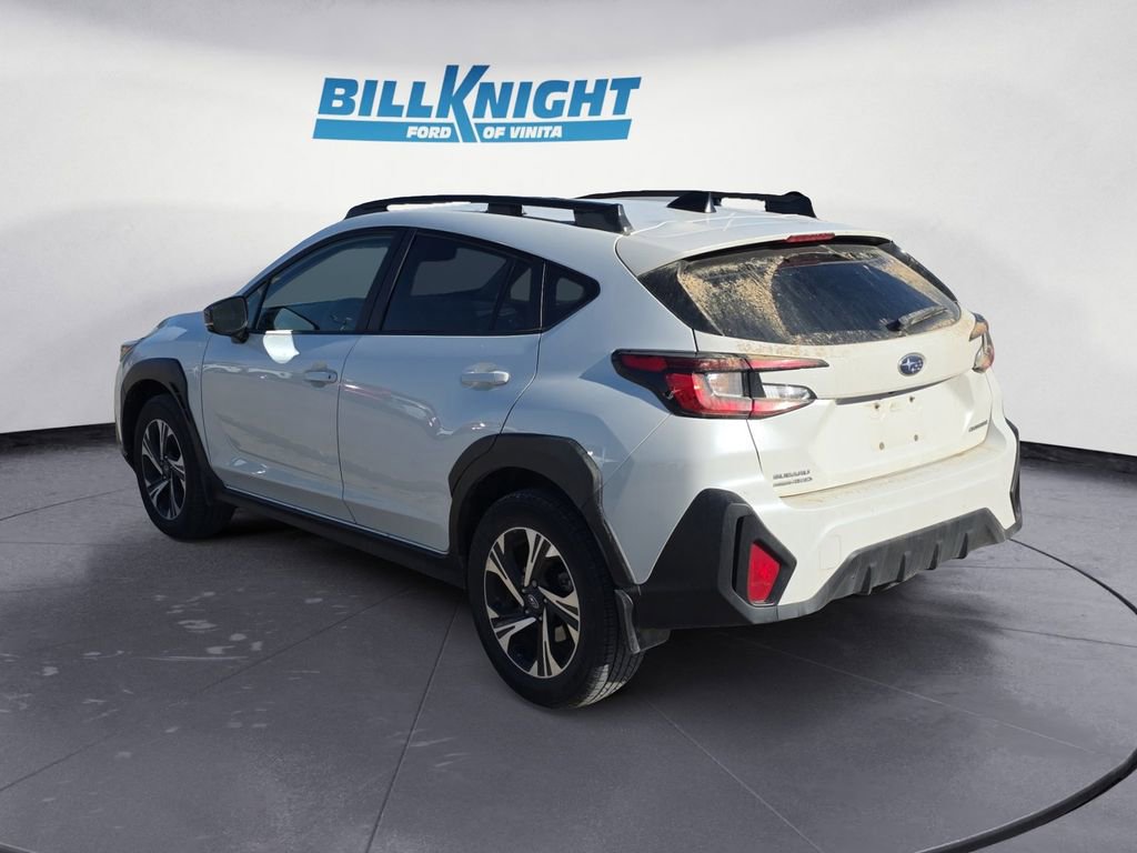 Used 2024 Subaru Crosstrek 2.0i Premium image 3