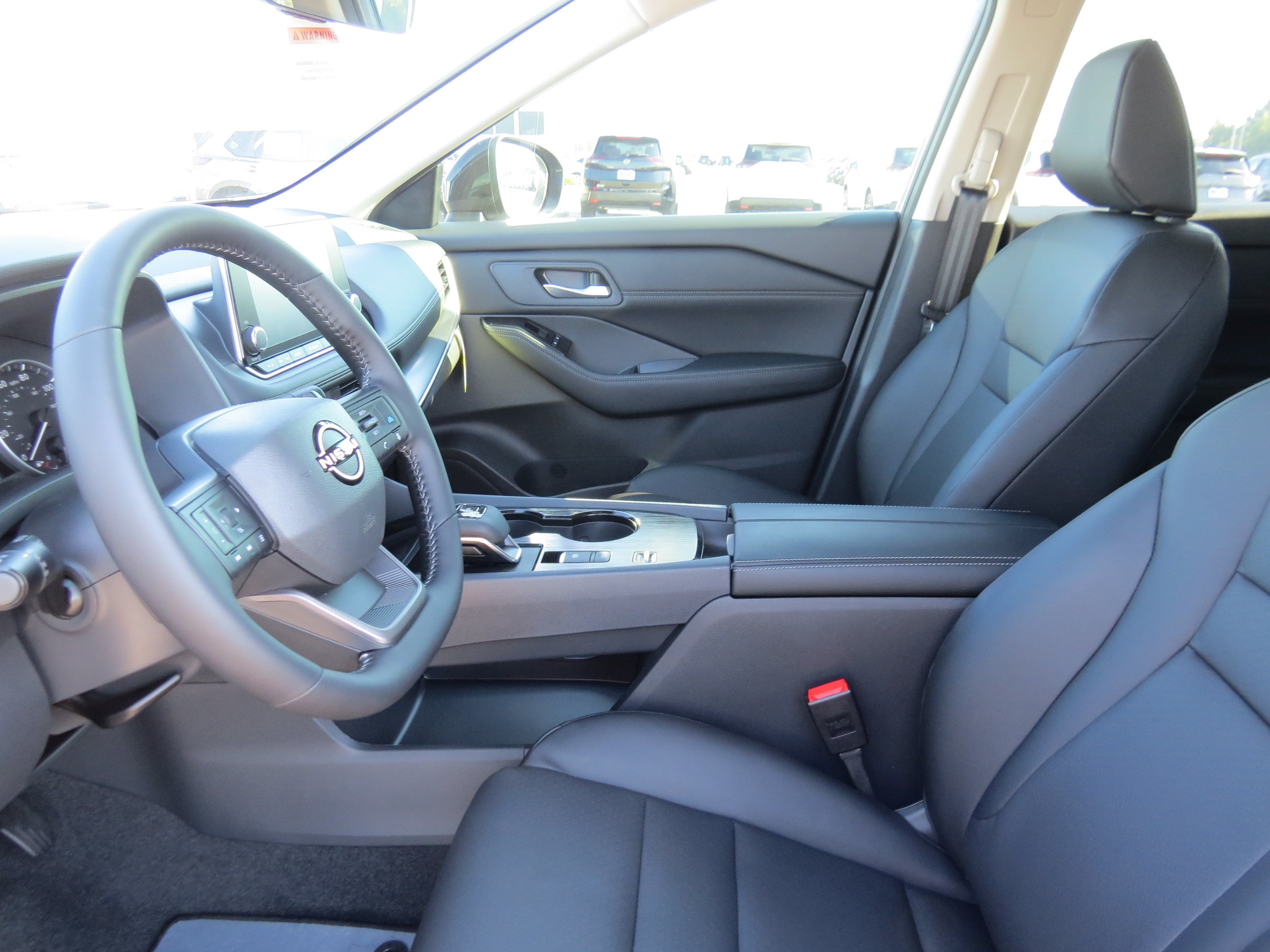 New 2026 Nissan Rogue Dark Armor FWD image 13