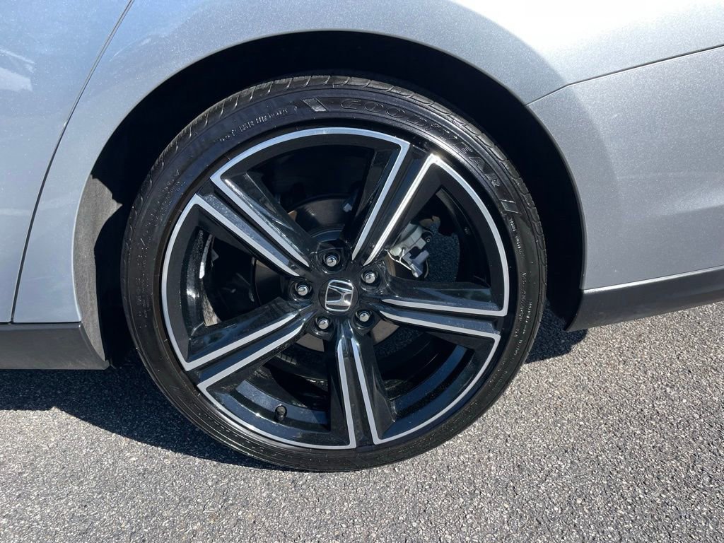 Certified 2025 Honda Accord Sport image 43