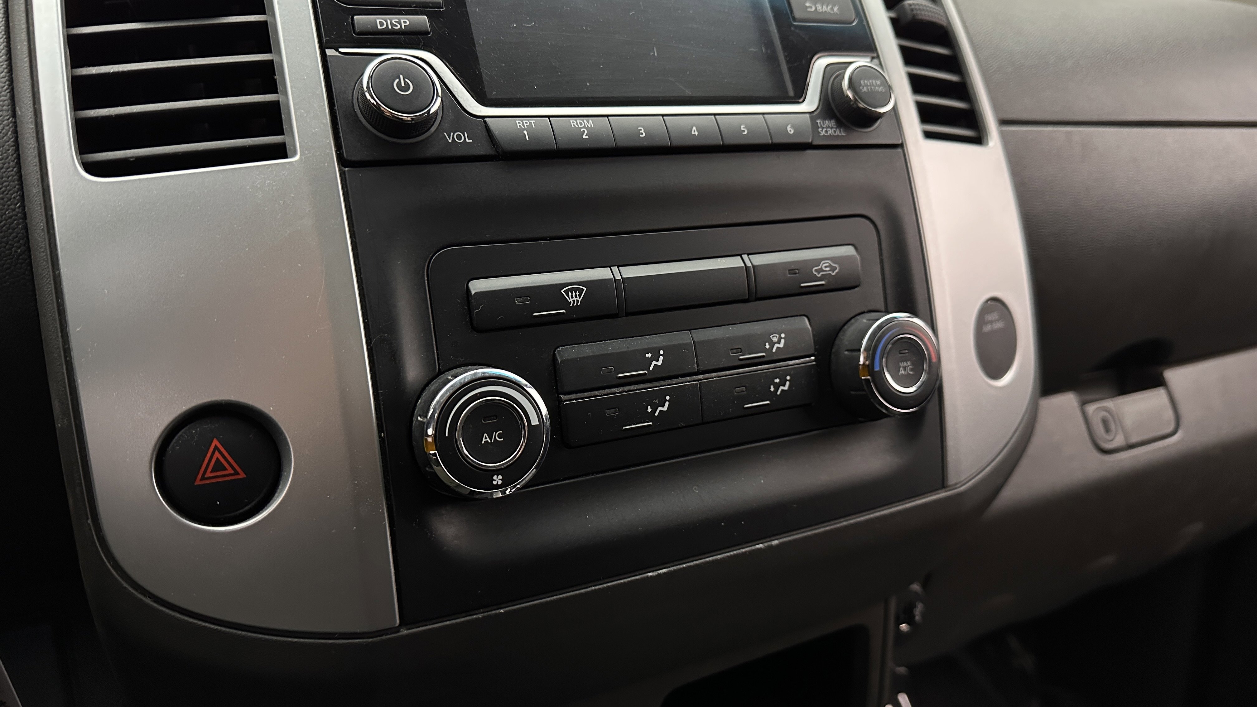 Used 2017 Nissan Frontier SV RWD image 16