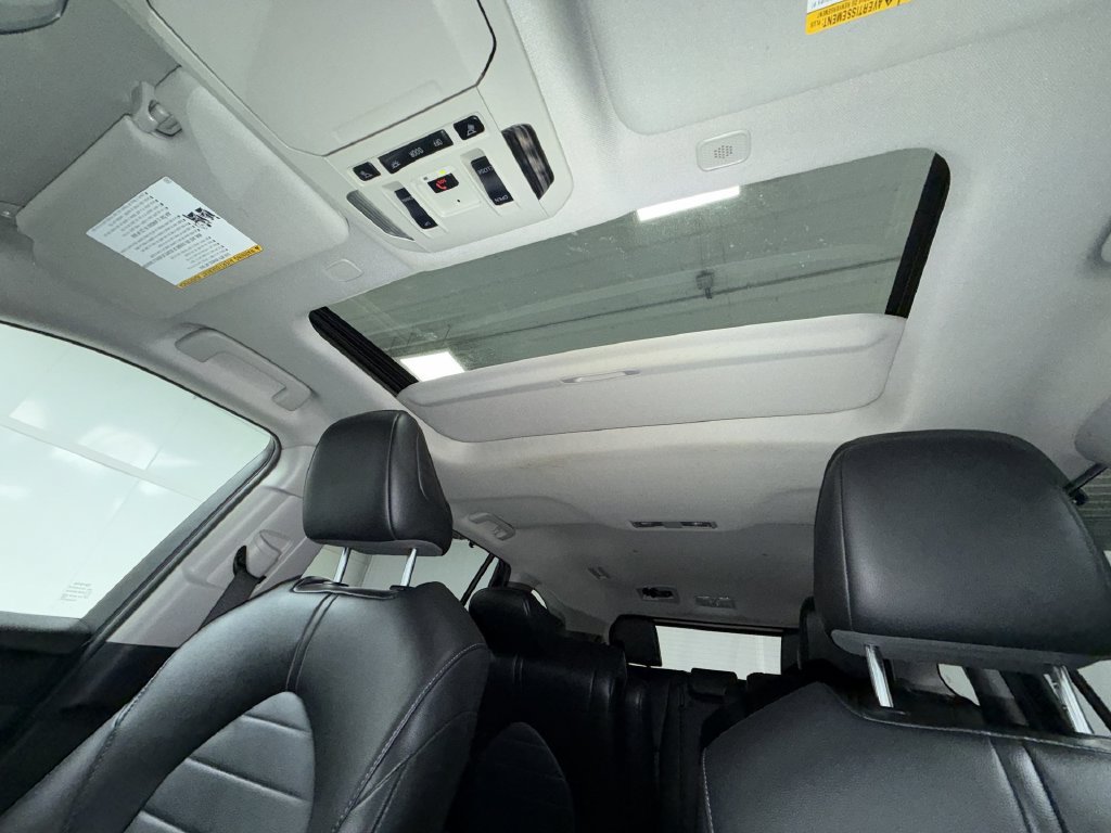 Certified 2024 Toyota Highlander XLE AWD/4WD image 11