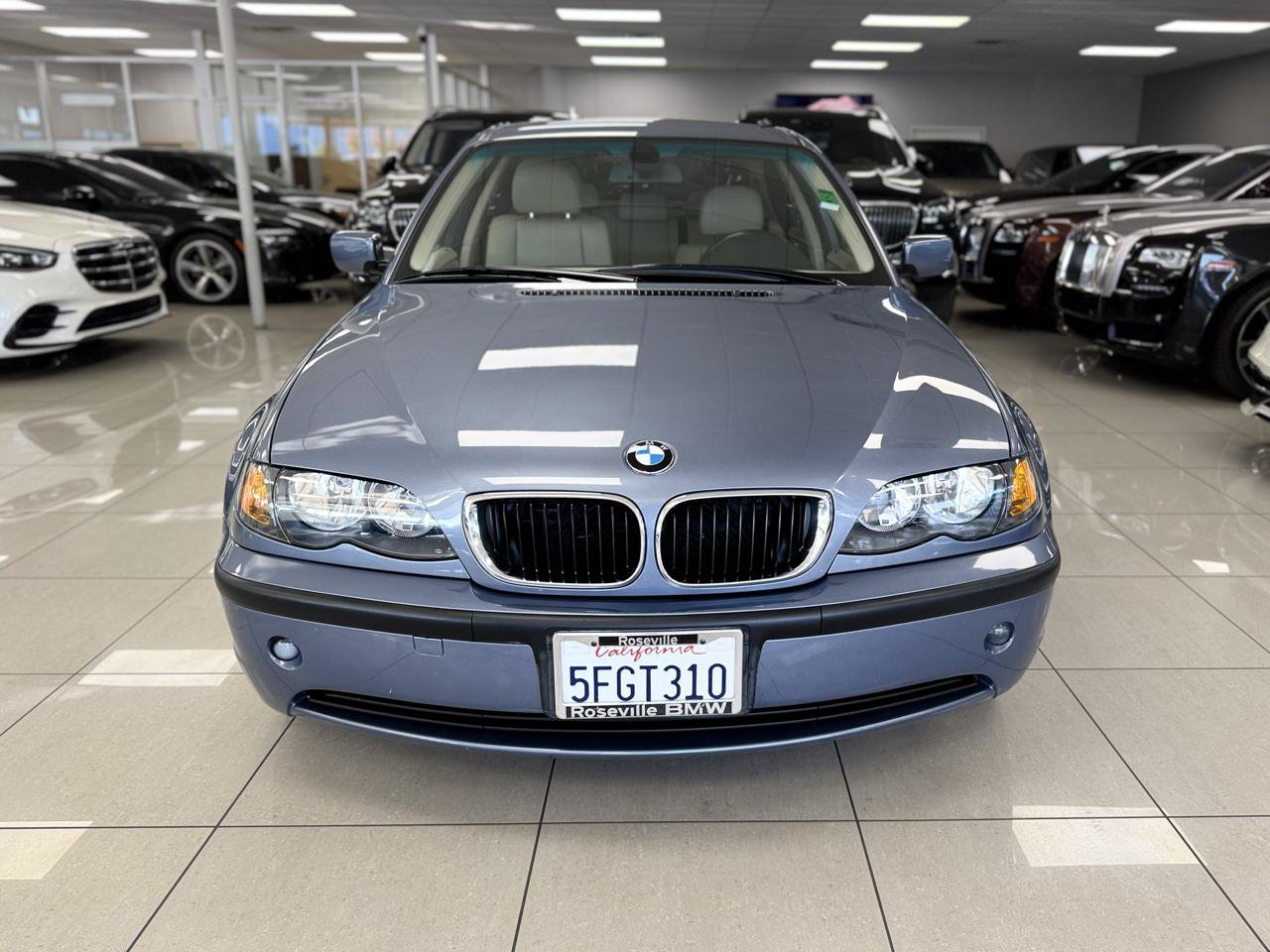 Used 2004 BMW 325i Sedan RWD image 4