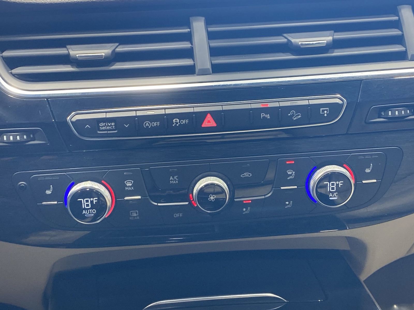 Used 2017 Audi Q7 3.0T Premium Plus image 19