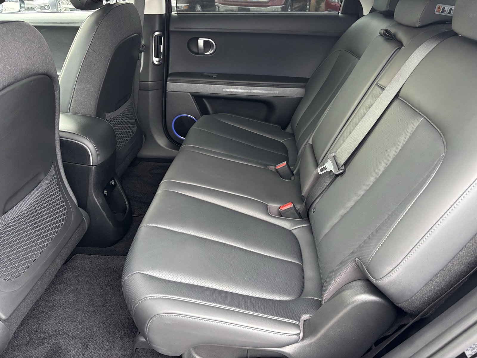 Certified 2022 Hyundai Ioniq 5 Limited w/ Cargo Package image 19