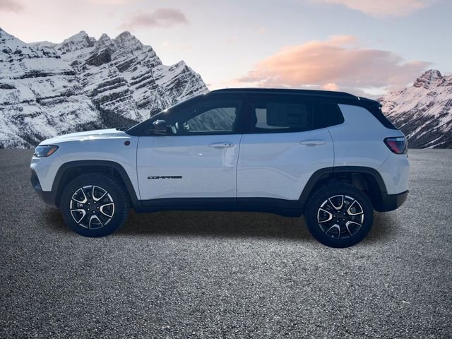 New 2026 Jeep Compass Trailhawk w/ Sun, Sound & Navigation Group image 8