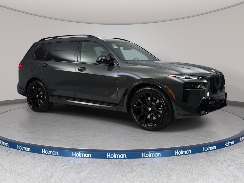 New 2026 BMW X7 M60i image 3