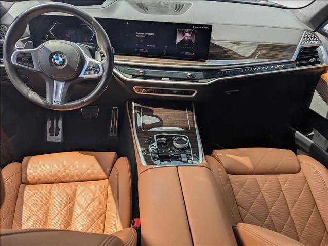Used 2023 BMW X7 xDrive40i w/ Executive Package AWD/4WD image 16