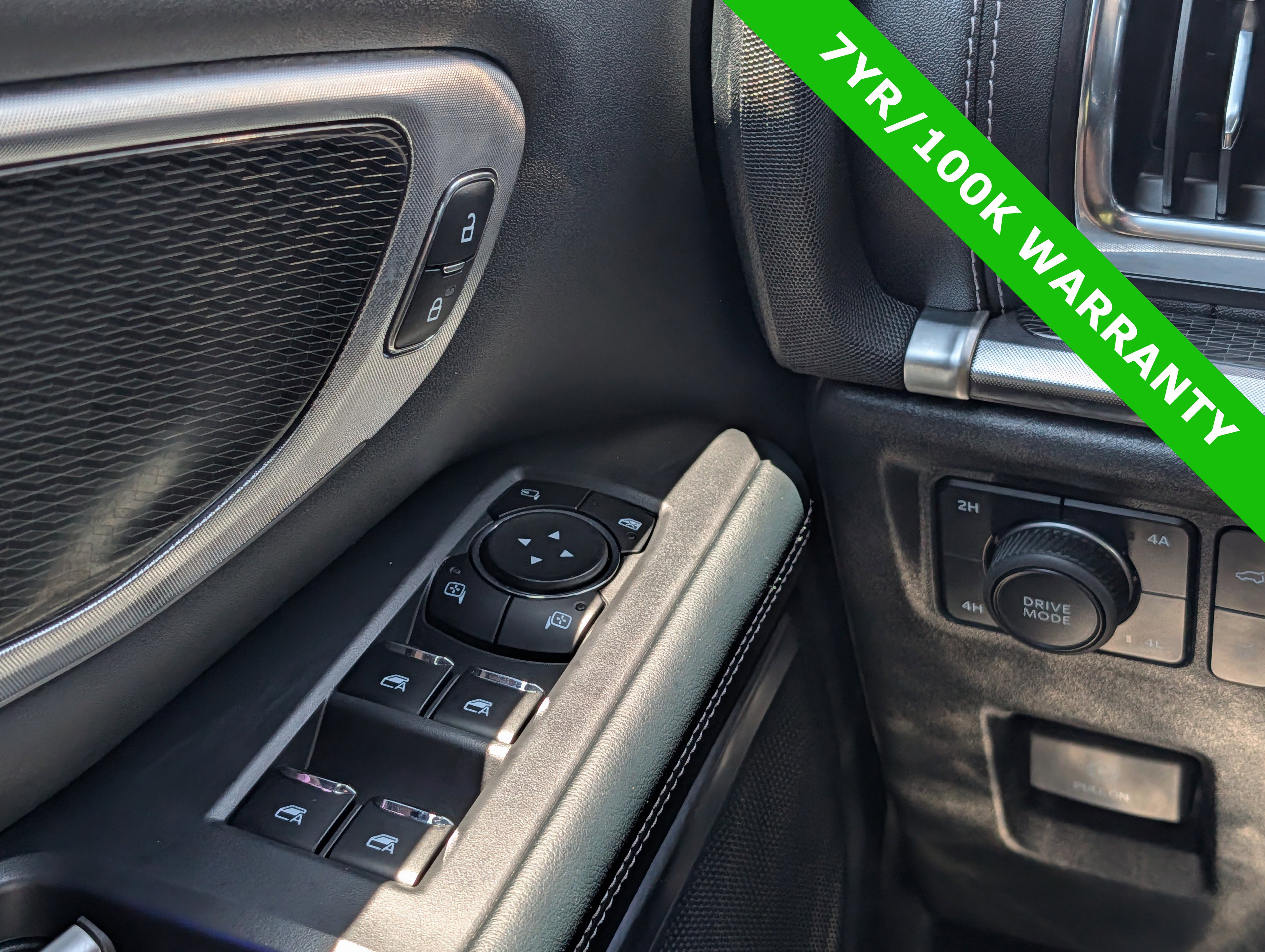 Used 2025 Ford Expedition Max Platinum w/ Stealth Appearance Package AWD/4WD image 27