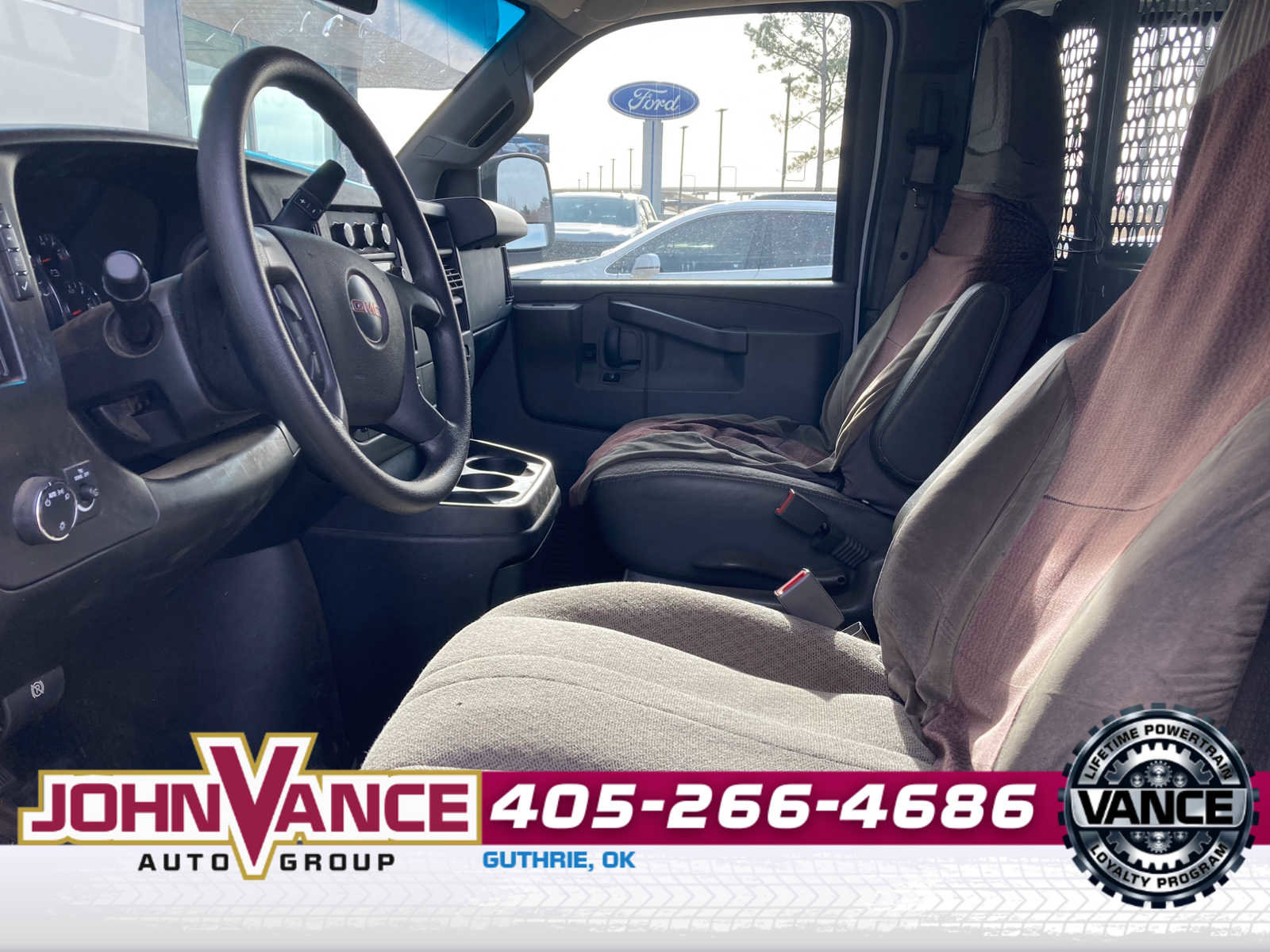 Used 2017 GMC Savana 2500 image 3