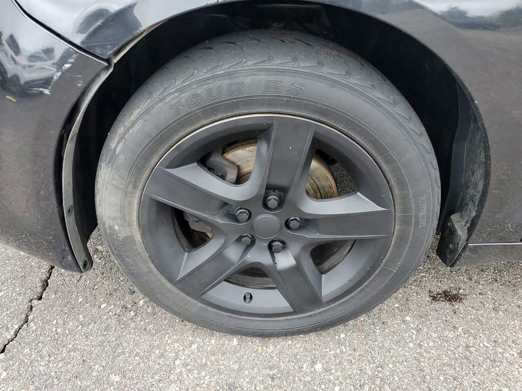 Used 2009 Chevrolet Malibu LS image 27