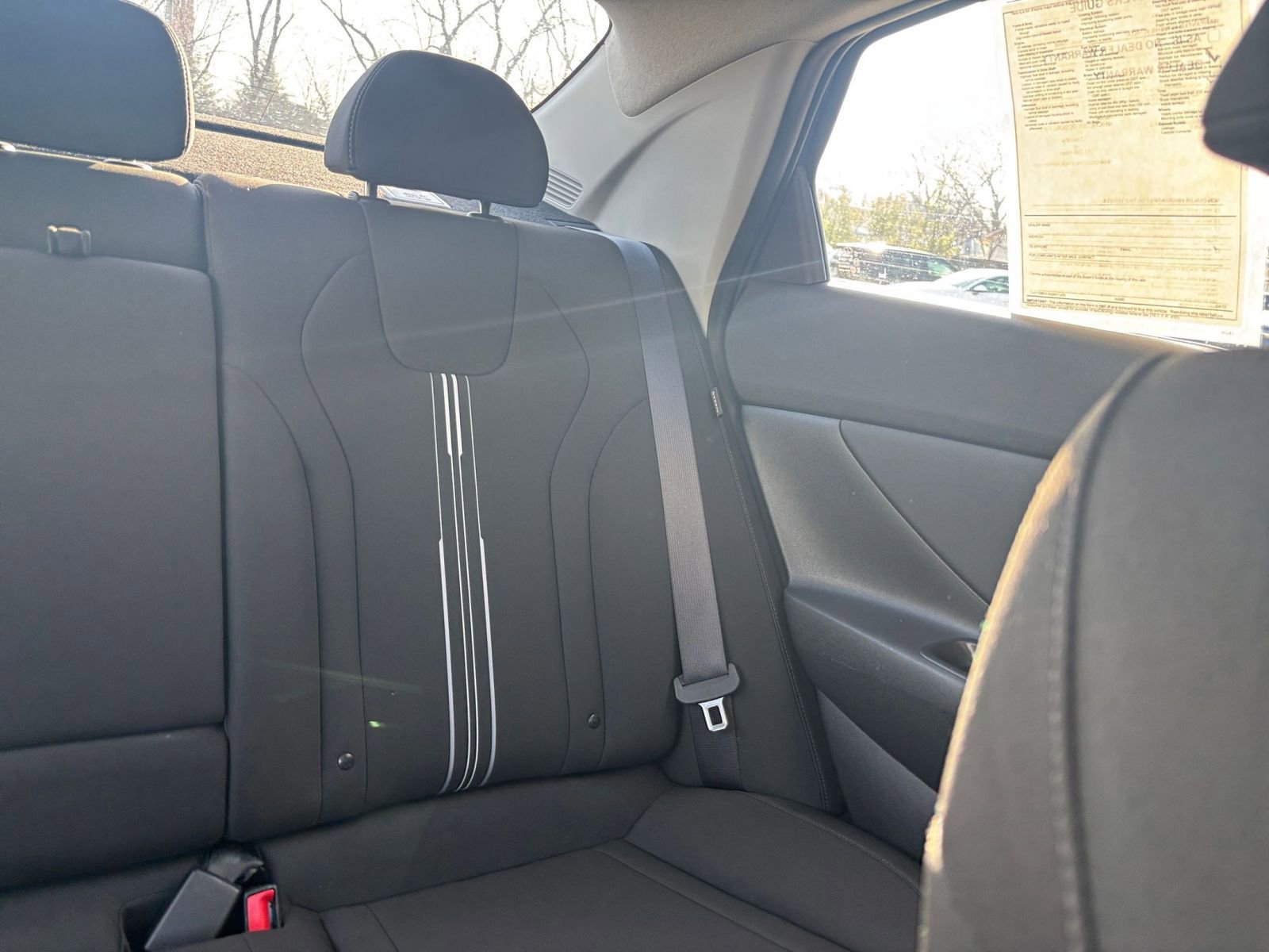 Used 2025 Hyundai Elantra SEL image 36