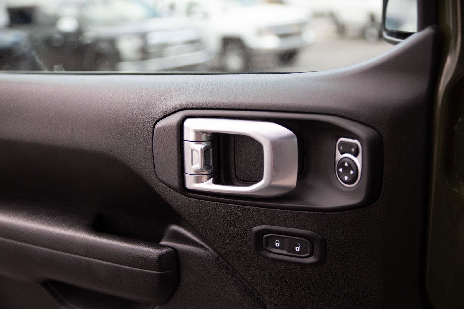 Used 2024 Jeep Wrangler Sport S w/ Convenience Group image 18