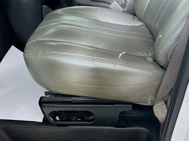 Used 2022 Chevrolet Express 3500 LS image 19