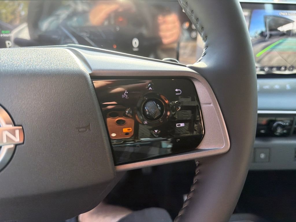 New 2026 Nissan Leaf SV+ w/ Floor Mat Package (SV+) image 20