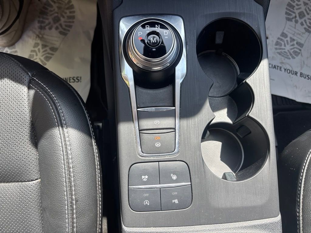 Used 2020 Ford Escape Titanium AWD/4WD image 27