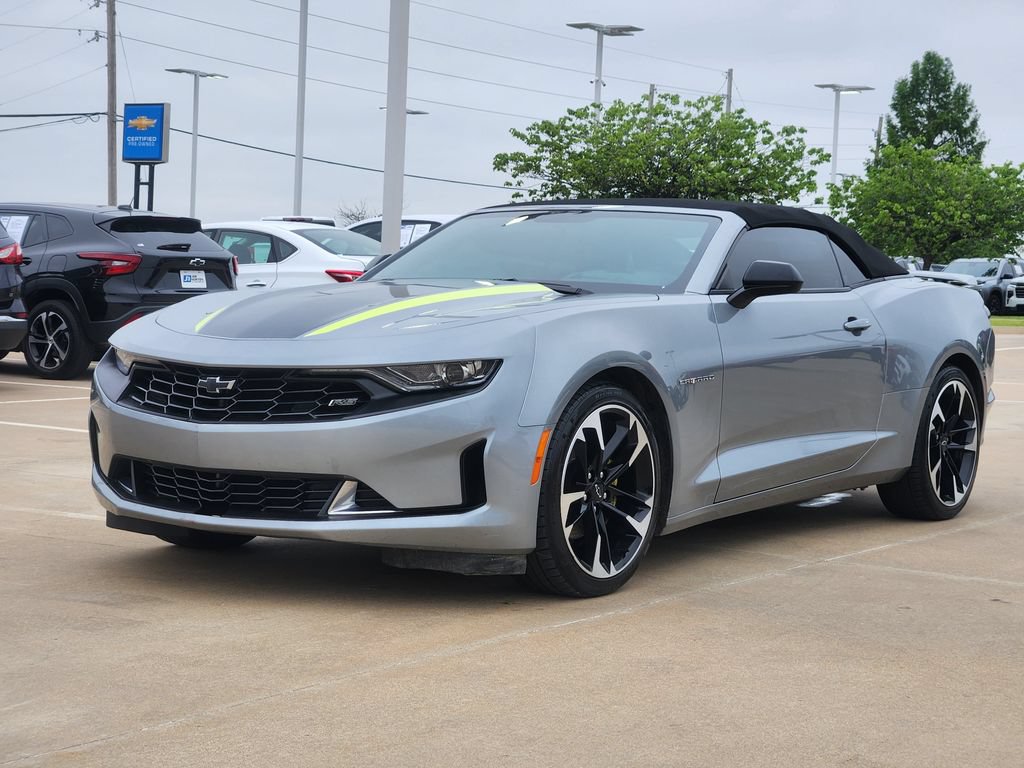 Used 2023 Chevrolet Camaro LT RWD image 4
