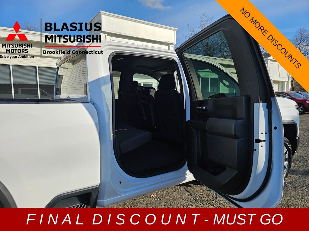 Used 2024 Chevrolet Silverado 2500 Custom w/ Custom Value Package image 20