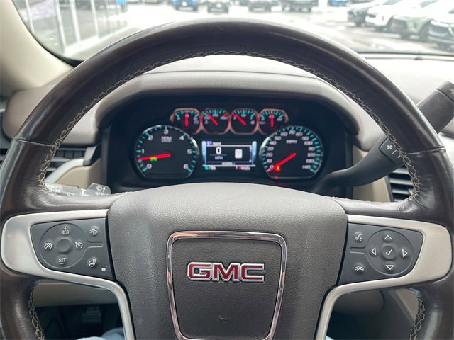 Used 2020 GMC Yukon XL SLT w/ Premium Edition image 11