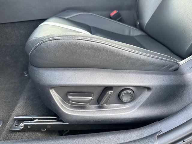 Certified 2025 Toyota Camry SE image 10