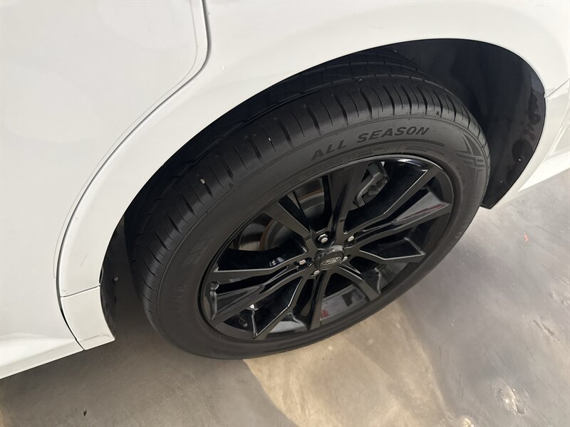 Used 2019 Ford Flex SEL w/ Equipment Group 202A FWD image 11