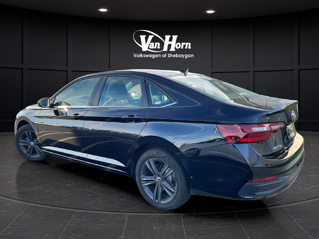 Used 2022 Volkswagen Jetta SE FWD image 5