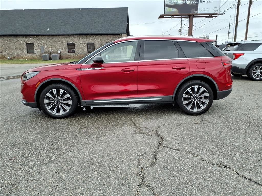 Used 2020 Lincoln Corsair Reserve image 2