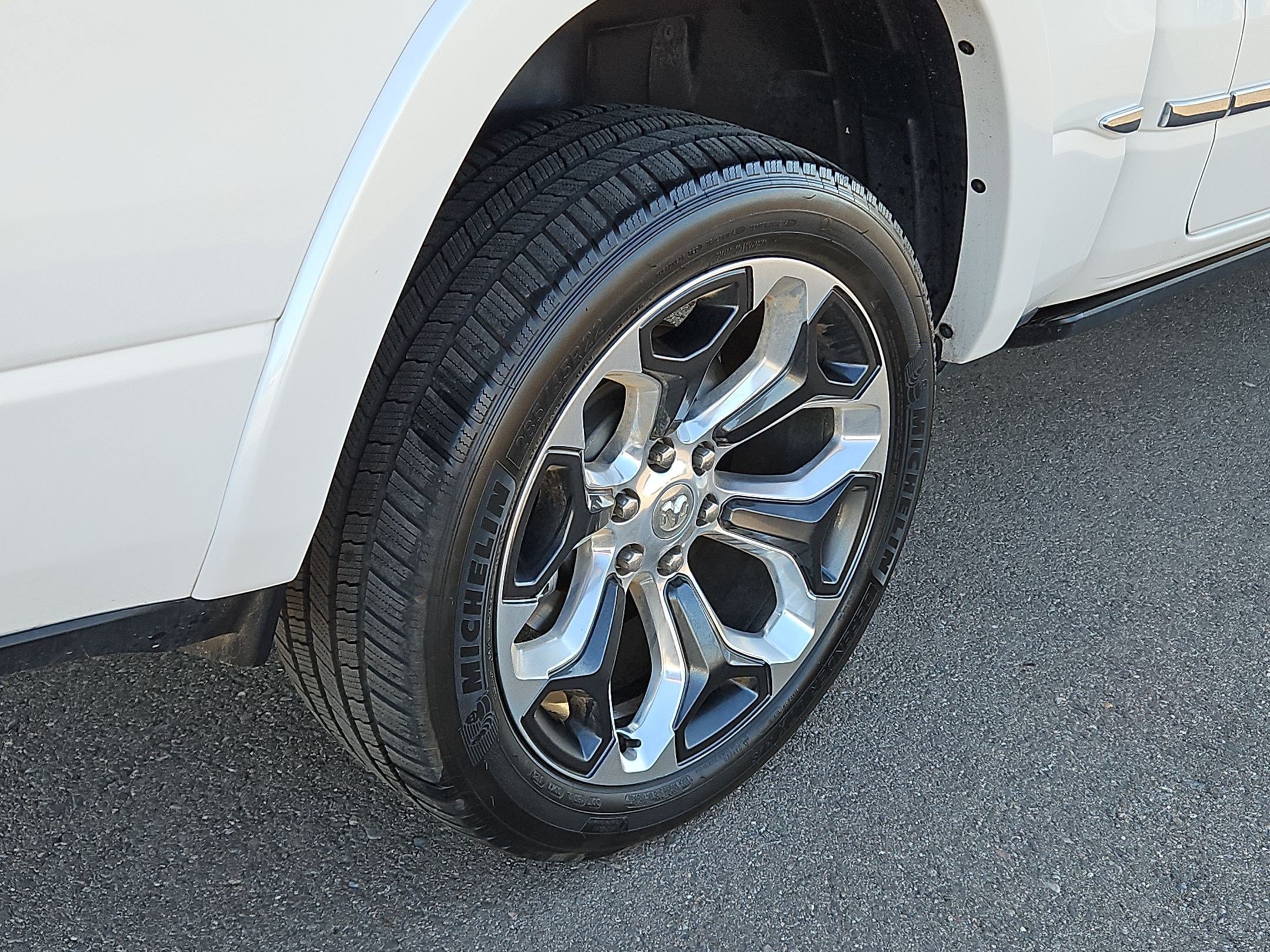 Used 2020 RAM 1500 Limited AWD/4WD image 12