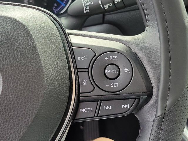 Used 2019 Toyota RAV4 XSE image 33