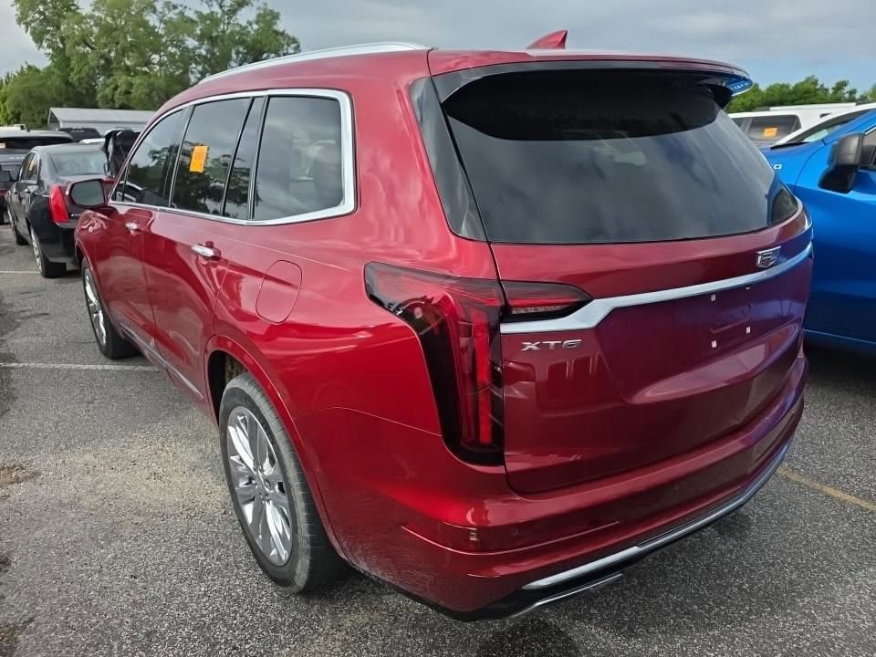 Used 2020 Cadillac XT6 Premium Luxury w/ Platinum Package FWD image 3