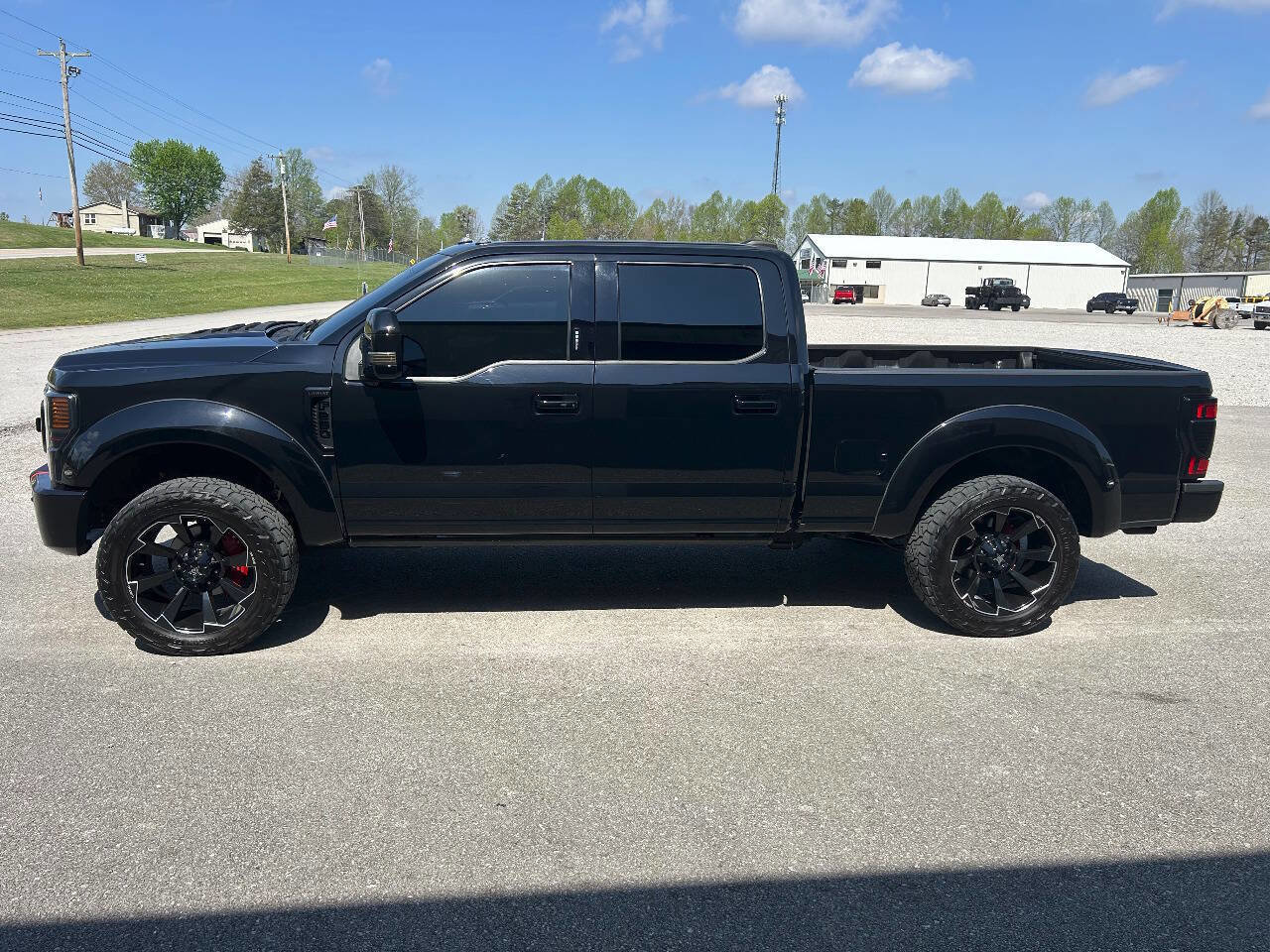 Used 2022 Ford F250 Lariat w/ Lariat Ultimate Package AWD/4WD image 3