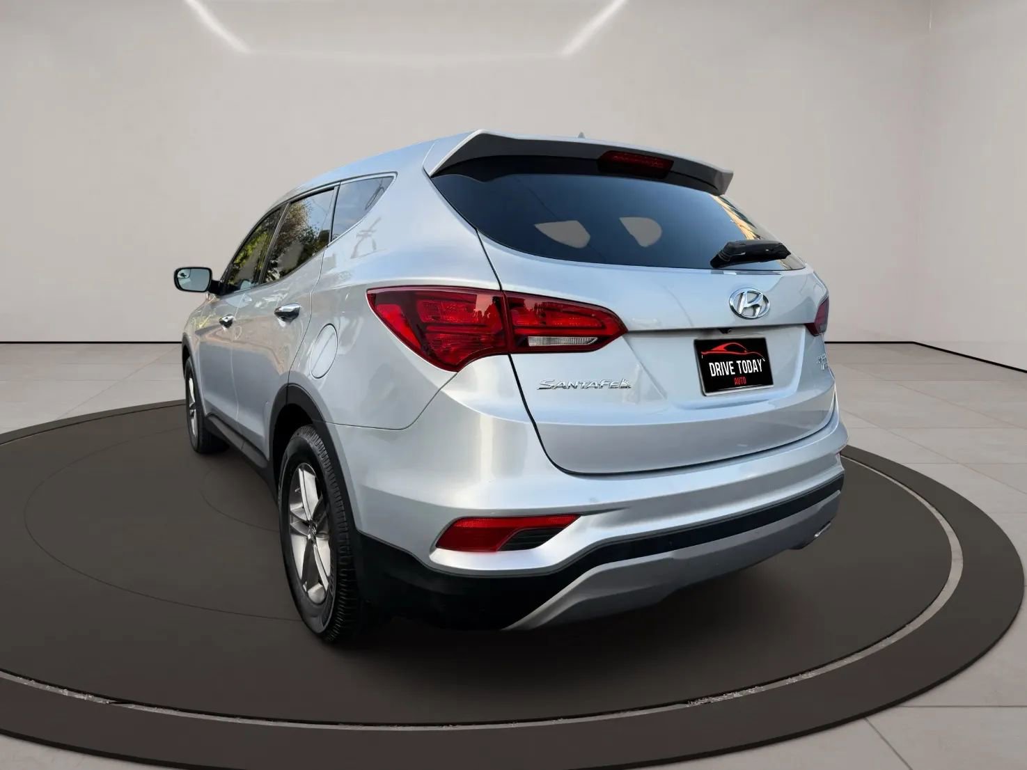 Used 2017 Hyundai Santa Fe Sport image 6