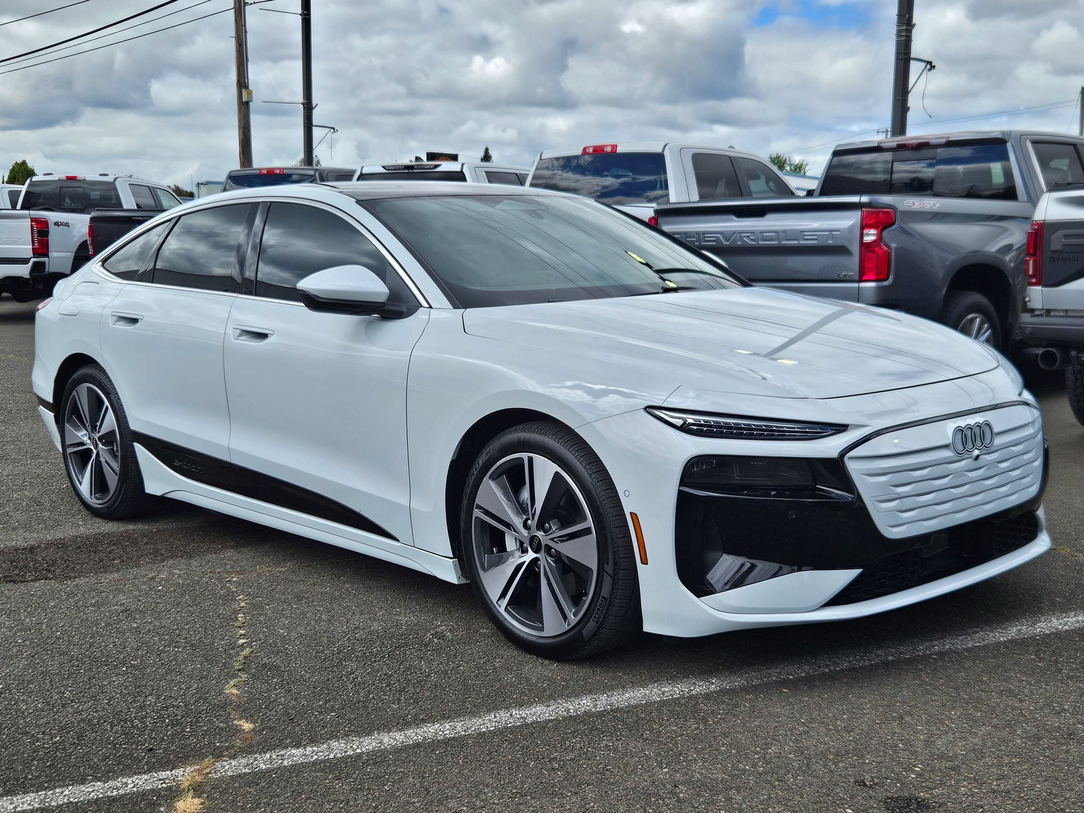 Used 2025 Audi A6 e-tron Prestige AWD/4WD image 7